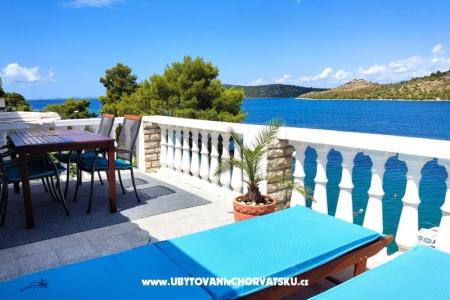 Appartamenti Martin Primosten Croazia