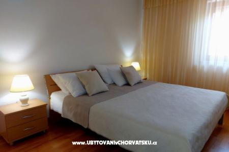 Appartamenti TONĆI I IRIS*** foto 5