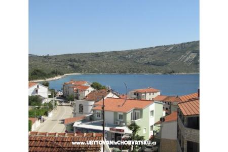 Zora Primosten Croazia