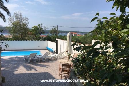 Appartamenti Anny con piscina foto 4