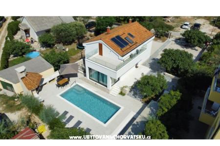 Vila Emma foto 2