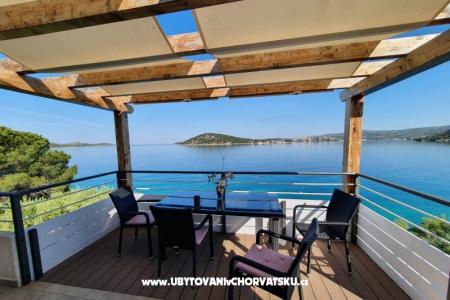 Appartamenti Maris - Beach Casa  Rogoznica Croazia