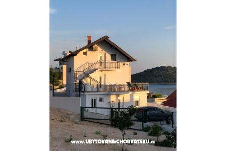 Appartamenti Ruža Rogoznica Croazia