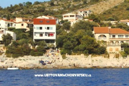 Appartamenti Angie -10 metara od mora Rogoznica Croazia