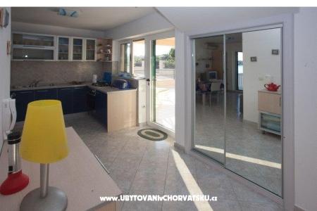 Beach apartments Rogoznica foto 5
