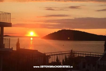 Holiday Appartamenti Lucic foto 4