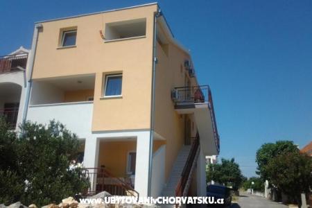 Appartamenti Iva Rogoznica Croazia