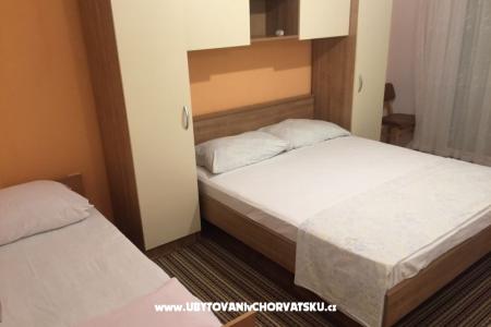 A.Kalabrić  Appartamento foto 4