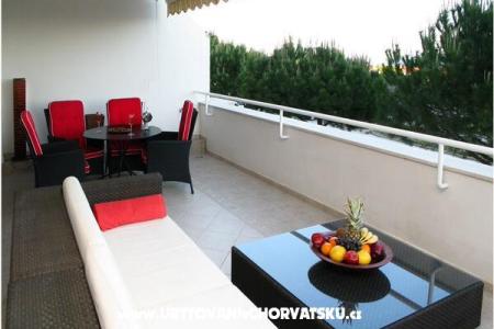 AdiOro Luxury Beachfront Appartamento foto 2