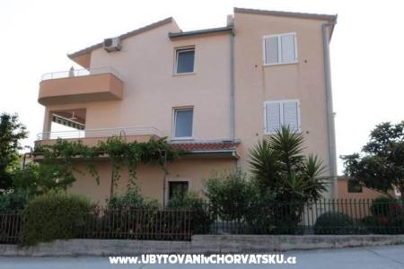 Appartamenti Villa  IVA foto 2