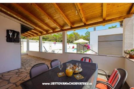 Appartamento ANAI with private  pool foto 4