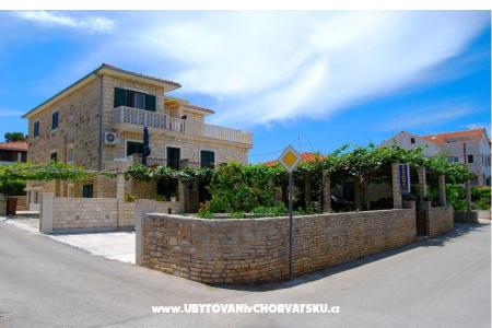 Appartamenti Darija Supetar - Brac Croazia