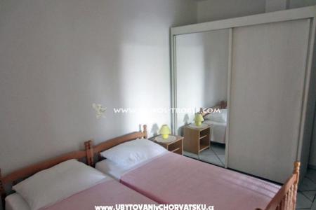 Appartamenti Franka foto 2