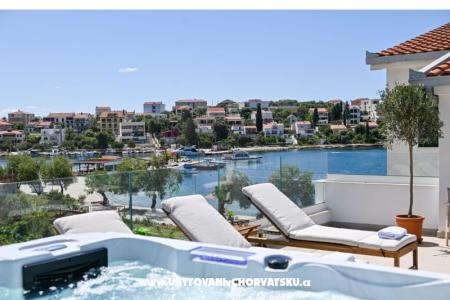 Villa Rozana-wellness apartments Trogir Croazia