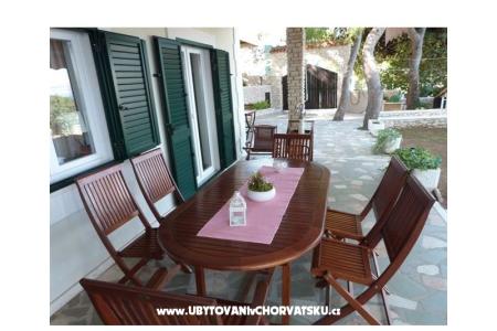 Appartamenti-cupic-trogir.com foto 2