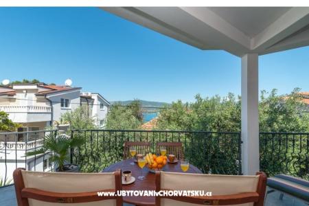 Maric Trogir Croazia