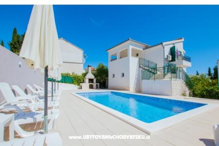Appartamenti Milović 30 m od more Trogir Croazia