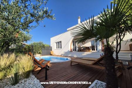 The Three Flowers Pool Casa foto 2