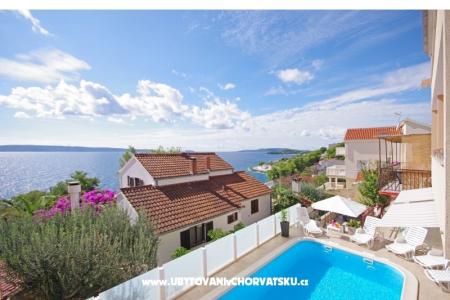Vila Bartulić Trogir Croazia