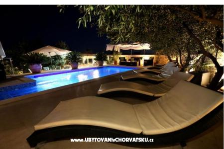 Villa Di foto 4