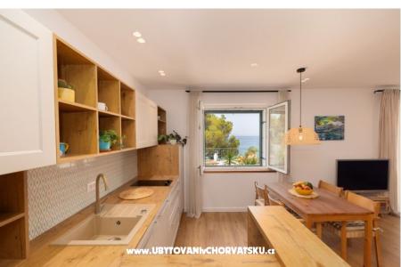 Beachfront Appartamento NIVES foto 3