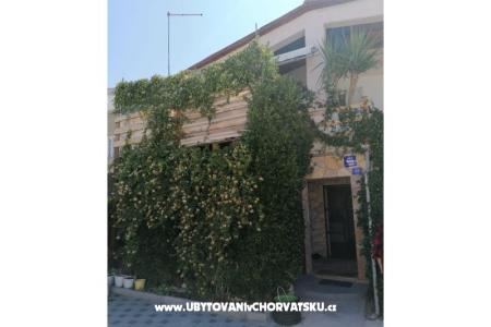 Appartamento Vir foto 2