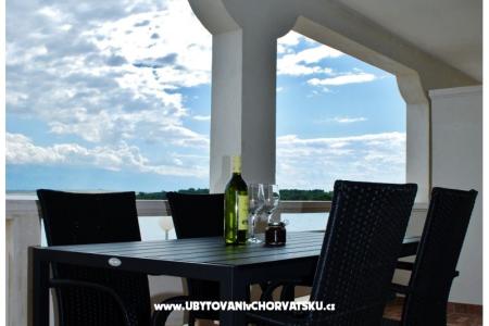 Appartamenti Mirko Isola di Vir Croazia