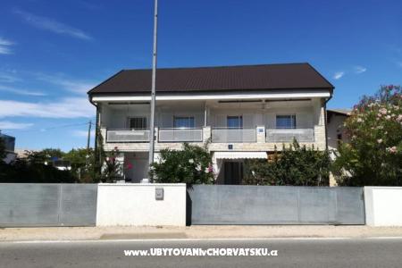 Appartamenti Sunce Isola di Vir Croazia