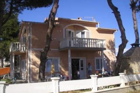 Appartamenti Emily Isola di Vir Croazia