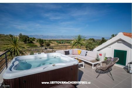 Case vacanza  Diana +pool+jacuzzi foto 3