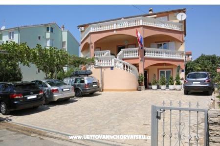 Appartamenti Ćosić  Vodice Croazia