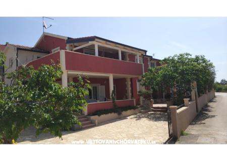 Appartamenti Dea&amp;Paula Vodice Croazia