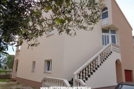 Appartamenti Lucija Vodice Vodice Croazia