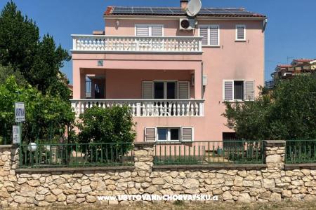 Appartamenti Viktorija i Mate Šišak Vodice Croazia