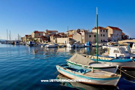 Jona Appartamenti Vodice Croazia