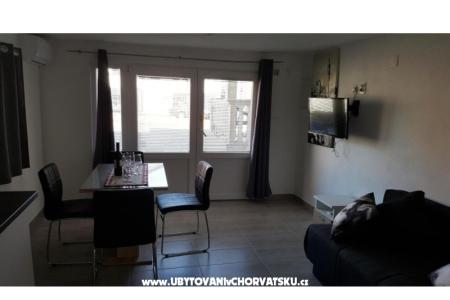 Luka Vodice foto 3