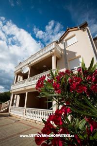 Villa Martin *** Srima Vodice Croazia