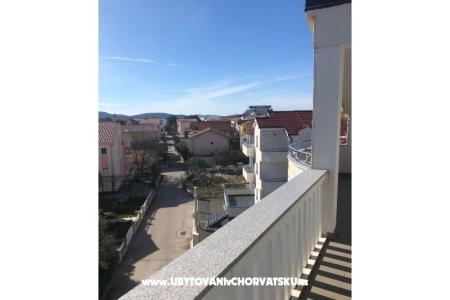 Penthouse con piscina Ruža foto 5