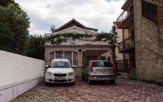 Appartamenti Katić – Alloggio Baska Voda Croazia