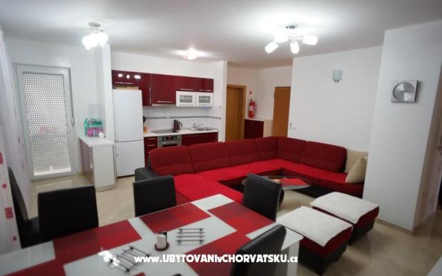 Villa Popić – Alloggio Baska Voda Croazia