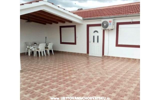 Appartamento Divna – Alloggio Bibigne Croazia