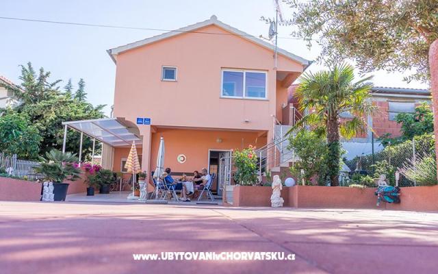 Appartamenti Ljubica i Toše – Alloggio Bibigne Croazia