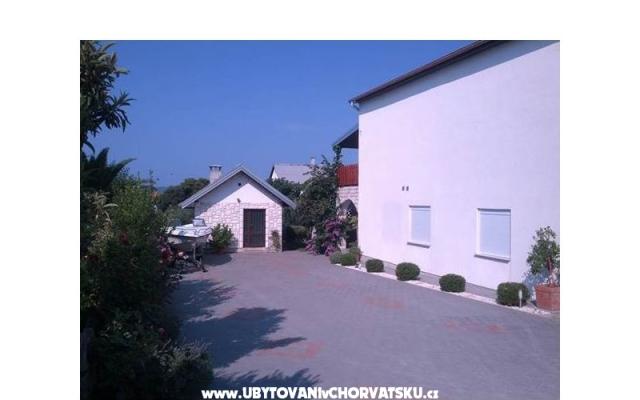 Sertic Appartamenti – Alloggio Bibigne Croazia