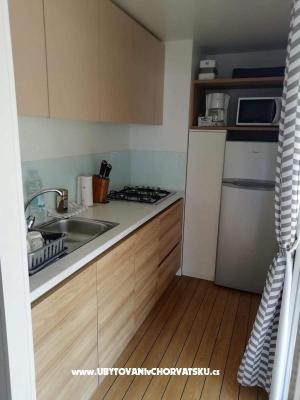 Mobilna kućica – Alloggio Biograd Croazia