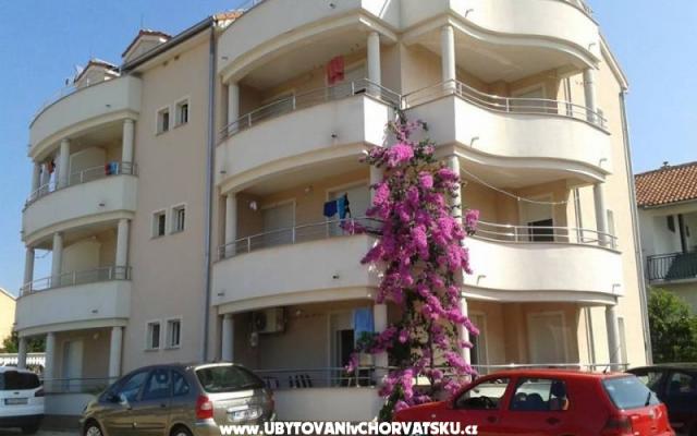 Villa Angie – Alloggio Biograd Croazia