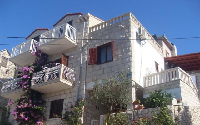 Appartamentots JUJE – Alloggio Isola di Brac Croazia