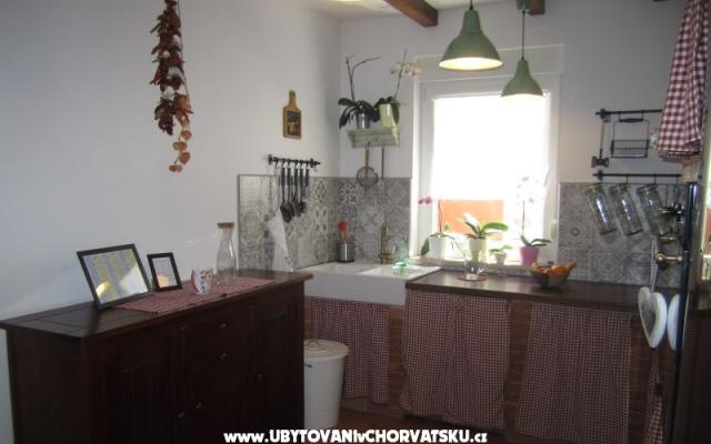 Appartamento Flora – Alloggio Fasana Croazia