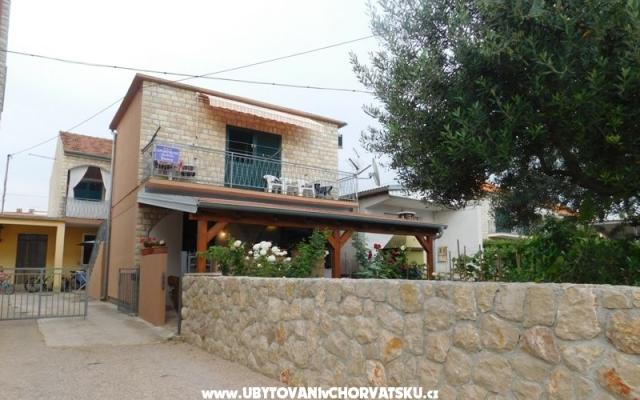 Appartamentot ANĐELKO – Alloggio St. Filip e Jakov Croazia