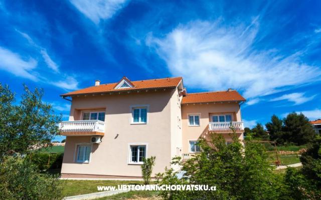 Appartamenti Sea view – Alloggio St. Filip e Jakov Croazia