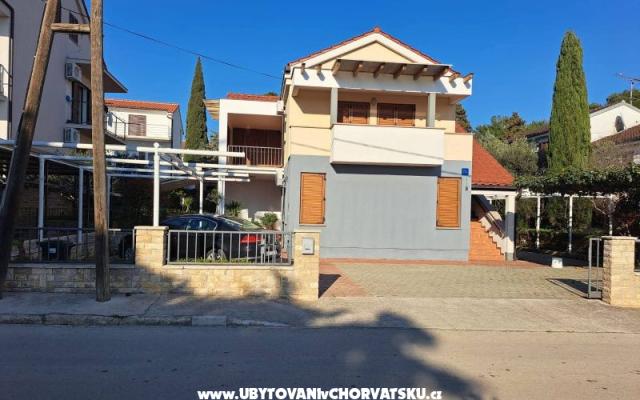 Appartamenti Be-Bu-Mar – Alloggio St. Filip e Jakov Croazia
